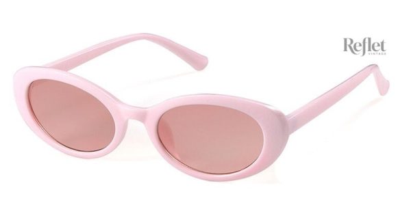 Lunettes rétro avec monture élégante et verres teintés