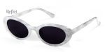 Style rétro avec des lunettes de soleil pour l'été