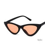 Accessoire vintage pour un look authentique