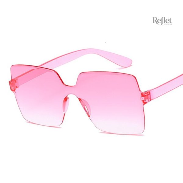 Modèle rétro de lunettes de soleil pour femme