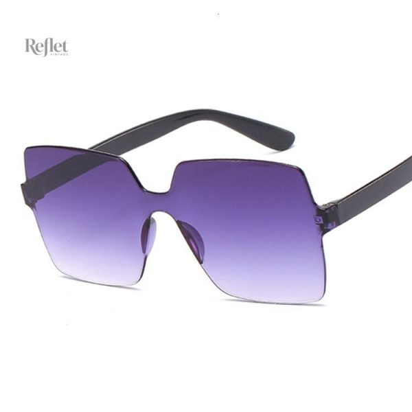 Lunette de soleil vintage avec design féminin