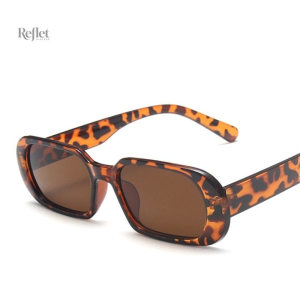 Lunettes de soleil vintage pour un charme classique