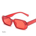Style intemporel : lunettes de soleil colorées