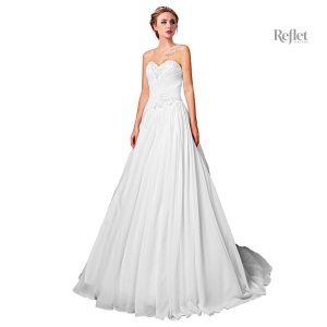 Robe de mariée style princesse avec jupe volumineuse