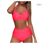 Maillot de bain féminin au style nostalgique