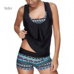 Maillot vintage en trois pièces, design classique et chic