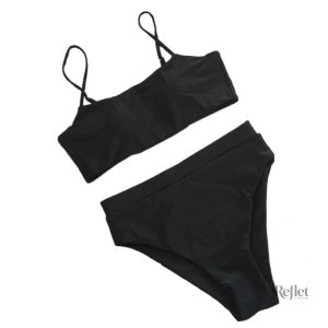 Maillot de bain une pièce chic en blanc