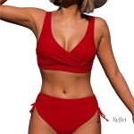 Maillot de bain deux pièces rouge vintage