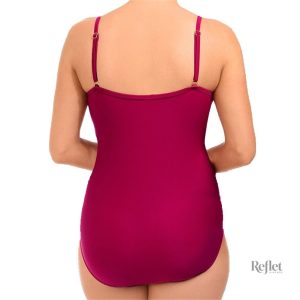Maillot de bain rétro une pièce pour un look chic