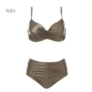 Maillot de bain rouge style vintage pour une allure chic