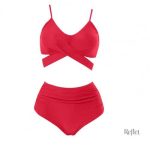 Élégant maillot de bain violet pour un look rétro