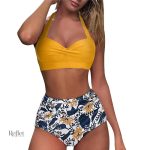 Maillot de bain jaune vintage, style classique et chic