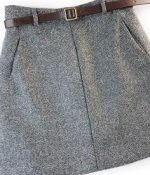 Mode rétro : mini jupe noire des années 60