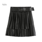 Jupe courte plissée, mode des années 60