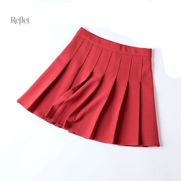 Mode vintage : jupe mini des années 80, tendance actuelle