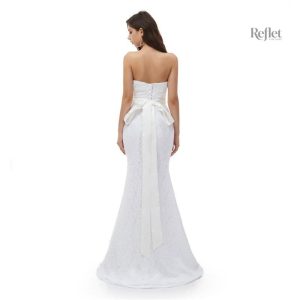 Modèle de robe de mariée avec corsage délicat