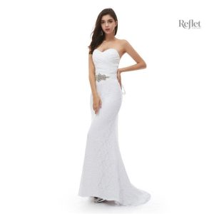 Robe de mariée princesse avec détails raffinés