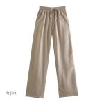 Pantalon large féminin au look rétro