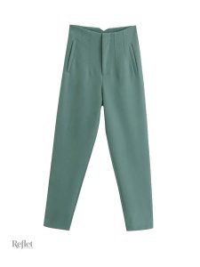 Pantalon féminin vintage, look années 60