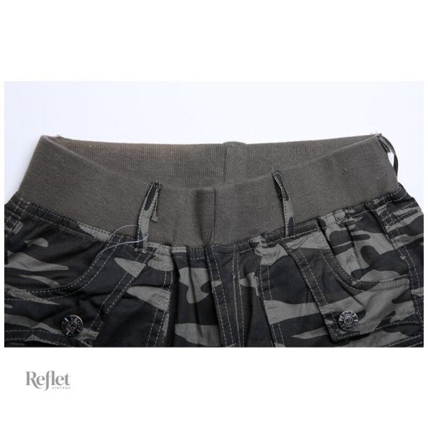 Pantalon femme au look militaire, tendance rétro