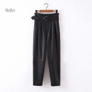 Pantalon femme vintage à la coupe intemporelle