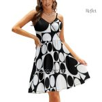 Petite robe noire années 70