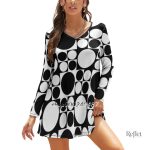 Robe noire intemporelle des années 70