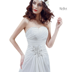 Robe de mariée élégante avec jupe ample en tulle