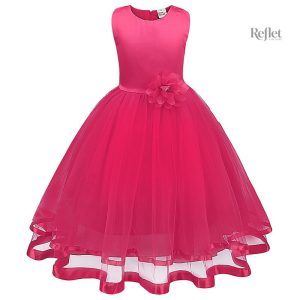 Robe de fête pour petite fille avec détails délicats