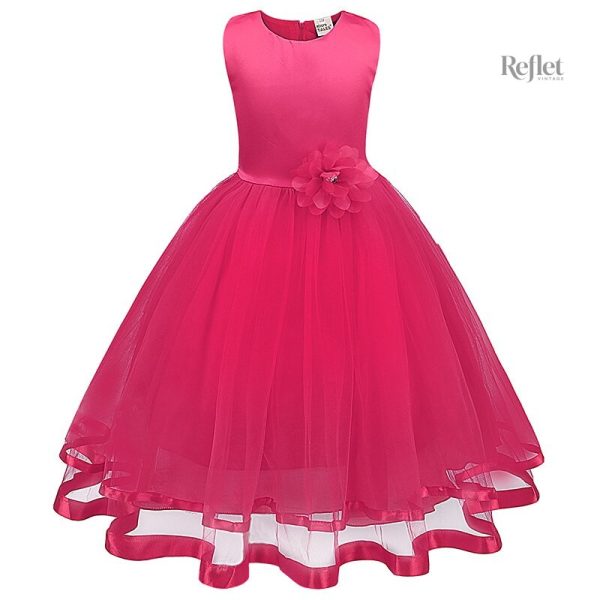 Robe de fête pour petite fille avec détails délicats