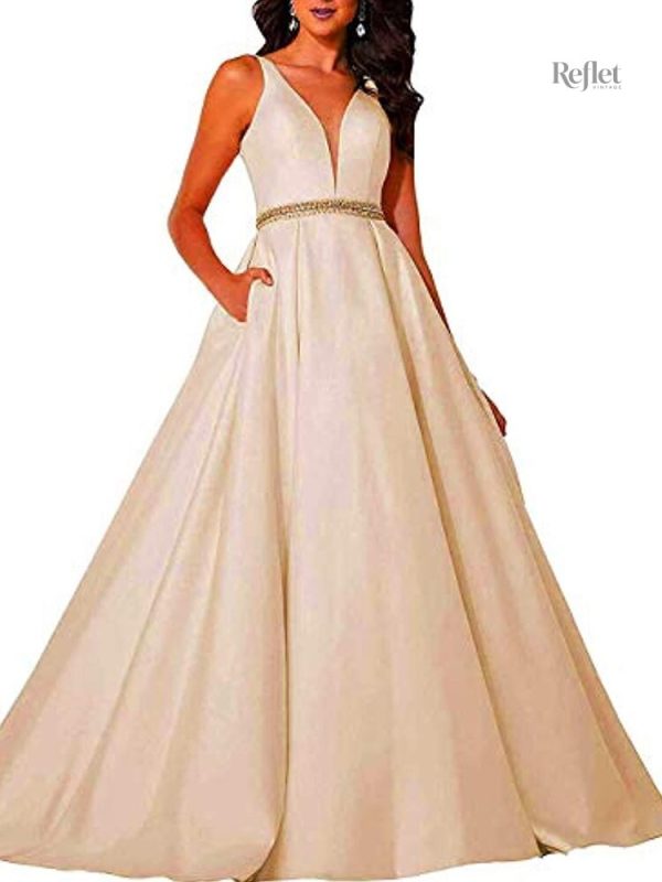 Robe de bal fille avec tulle et détails raffinés