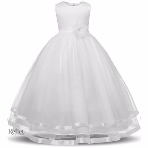 Détails raffinés de la robe princesse pour enfant