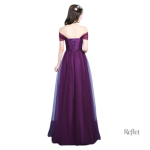 Robe de princesse avec détails raffinés et style enchanteur