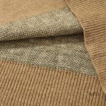 Pull rétro à carreaux pour toutes occasions