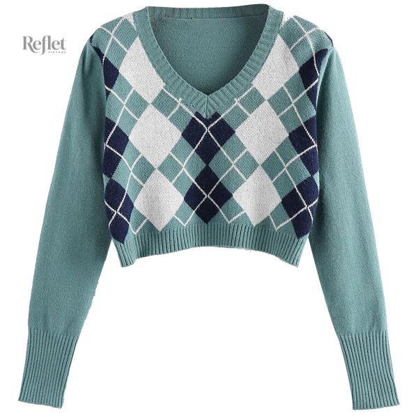 Pull féminin avec broderie vintage pour un style original