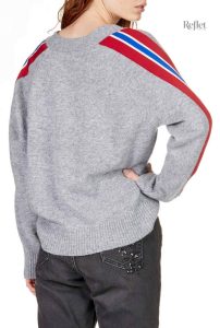 Pull femme style rétro avec un effet vieilli