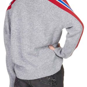 Pull femme style rétro avec un effet vieilli