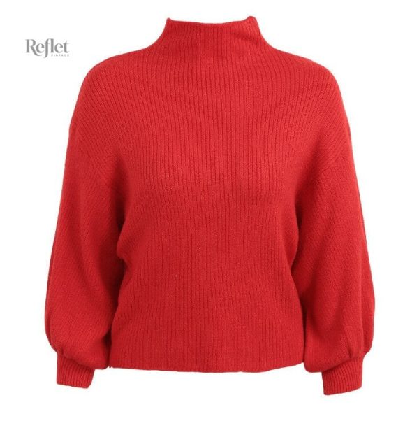 pull-femme-vintage-rouge-1 Pull vintage rouge pour femme au style rétro élégant.