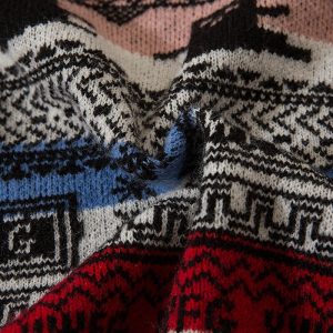 Pull vintage ample avec un design retro attrayant