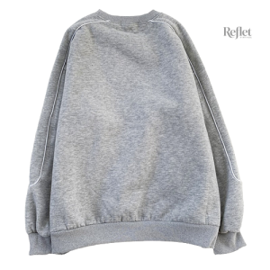 Pull tendance au design classique, ajout élégant à votre garde-robe