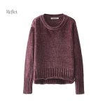 Pull femme à col en v inspiré du sport vintage