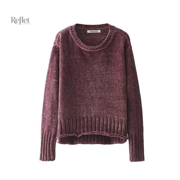 Pull femme à col en v inspiré du sport vintage