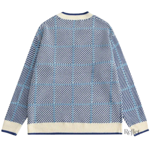 Vêtement vintage féminin, pull à col en V classique