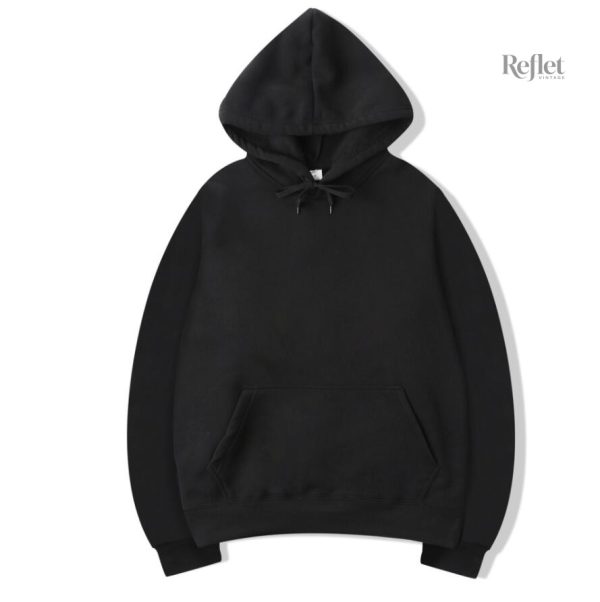 pull-vintage-homme-noir-1 Pull vintage noir pour homme, style rétro et décontracté