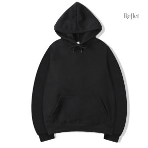 Haut vintage homme en noir, parfait pour un look classique et élégant