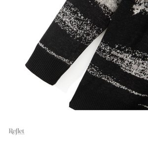 Pull classique homme en teintes noires et blanches