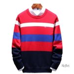 Pull vintage homme rouge et bleu pour un style rétro