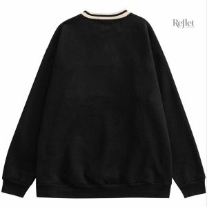 Vêtement féminin pull vintage avec look old school