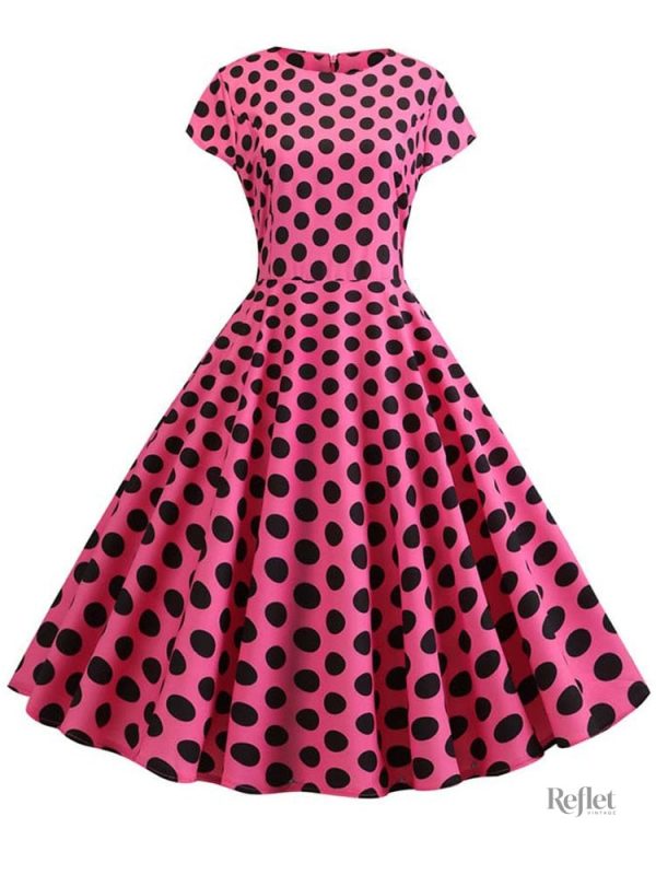Style années 50 : robe à pois élégante