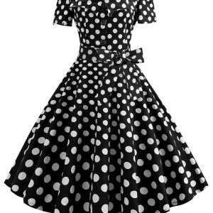 Robe à points blancs style années 70